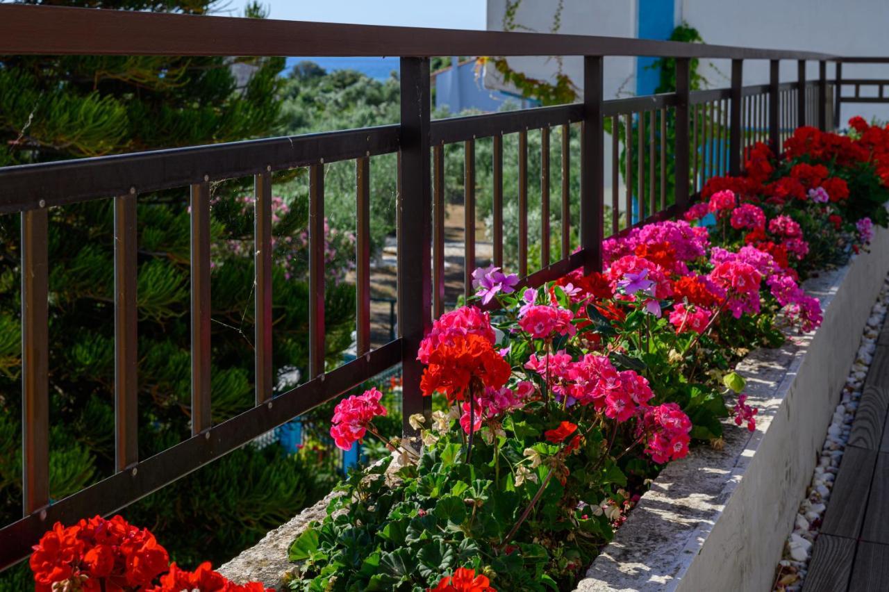 5 Meters From The Beach Villa Chrani Exterior photo
