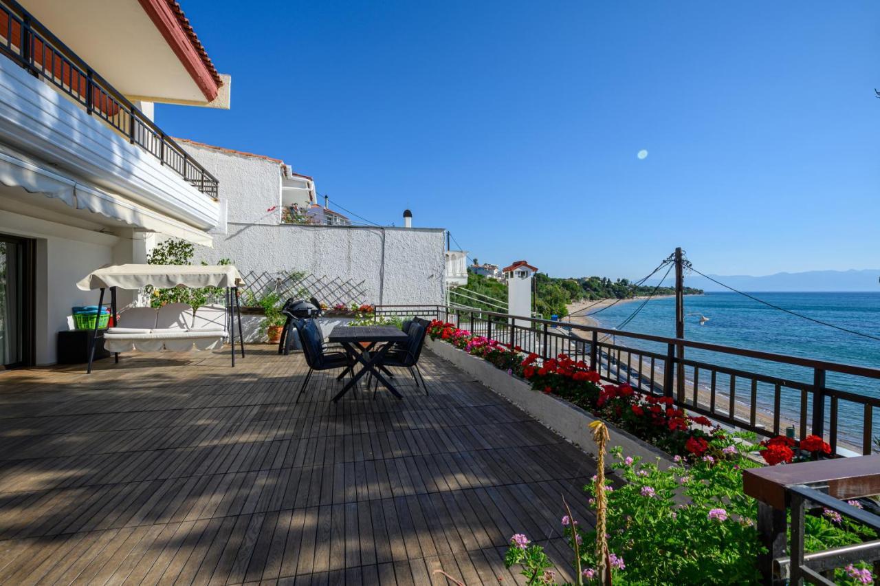 5 Meters From The Beach Villa Chrani Exterior photo
