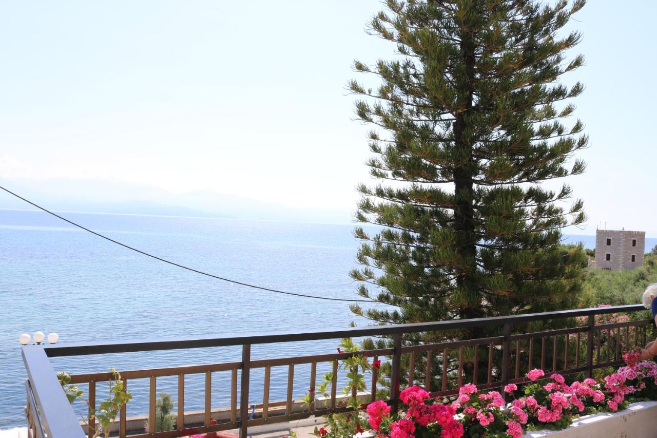 5 Meters From The Beach Villa Chrani Exterior photo